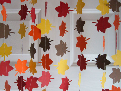 осенние листья из бумаги для оформления детского сада