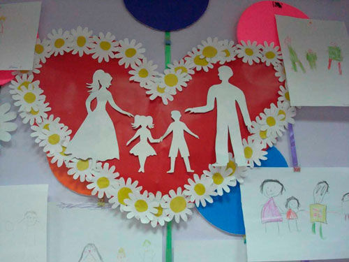 поделки ко дню семьи любви и верности в детском саду младшая группа 9